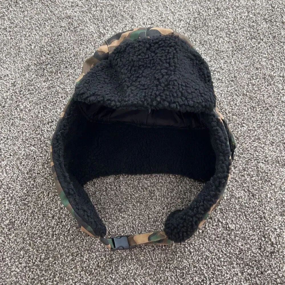 NWT boys camo trapper hat